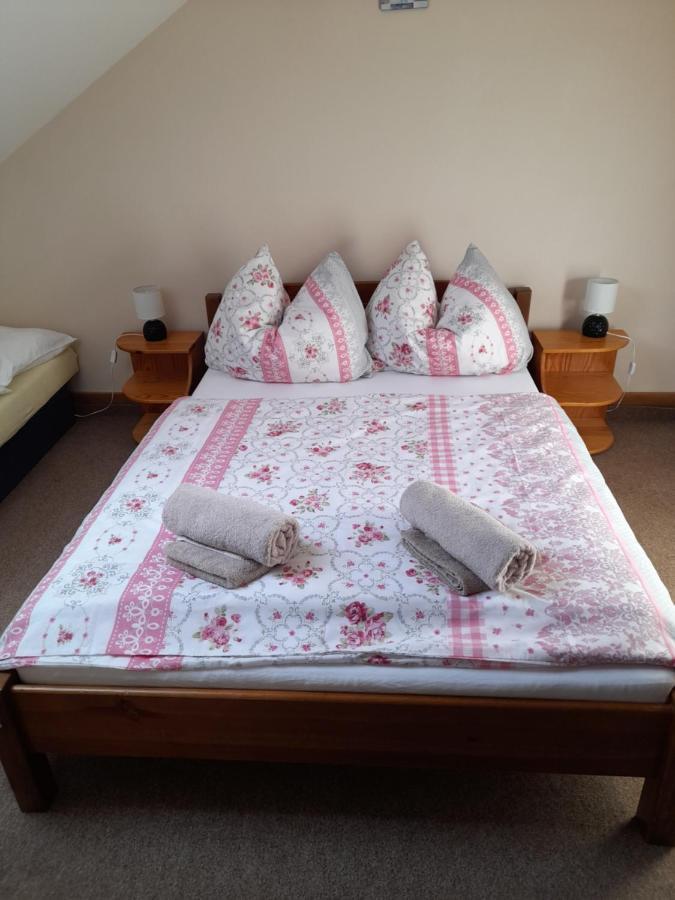 Ubytovanie V Podkrovi Zdiar Bagian luar foto